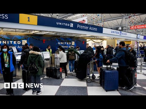 US considers Covid restrictions on China arrivals – BBC News
